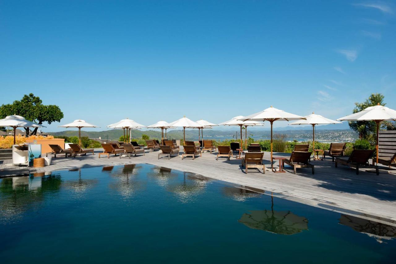 Pezula Nature Retreat Knysna Bagian luar foto The pool at the Hotel Château Gaillard