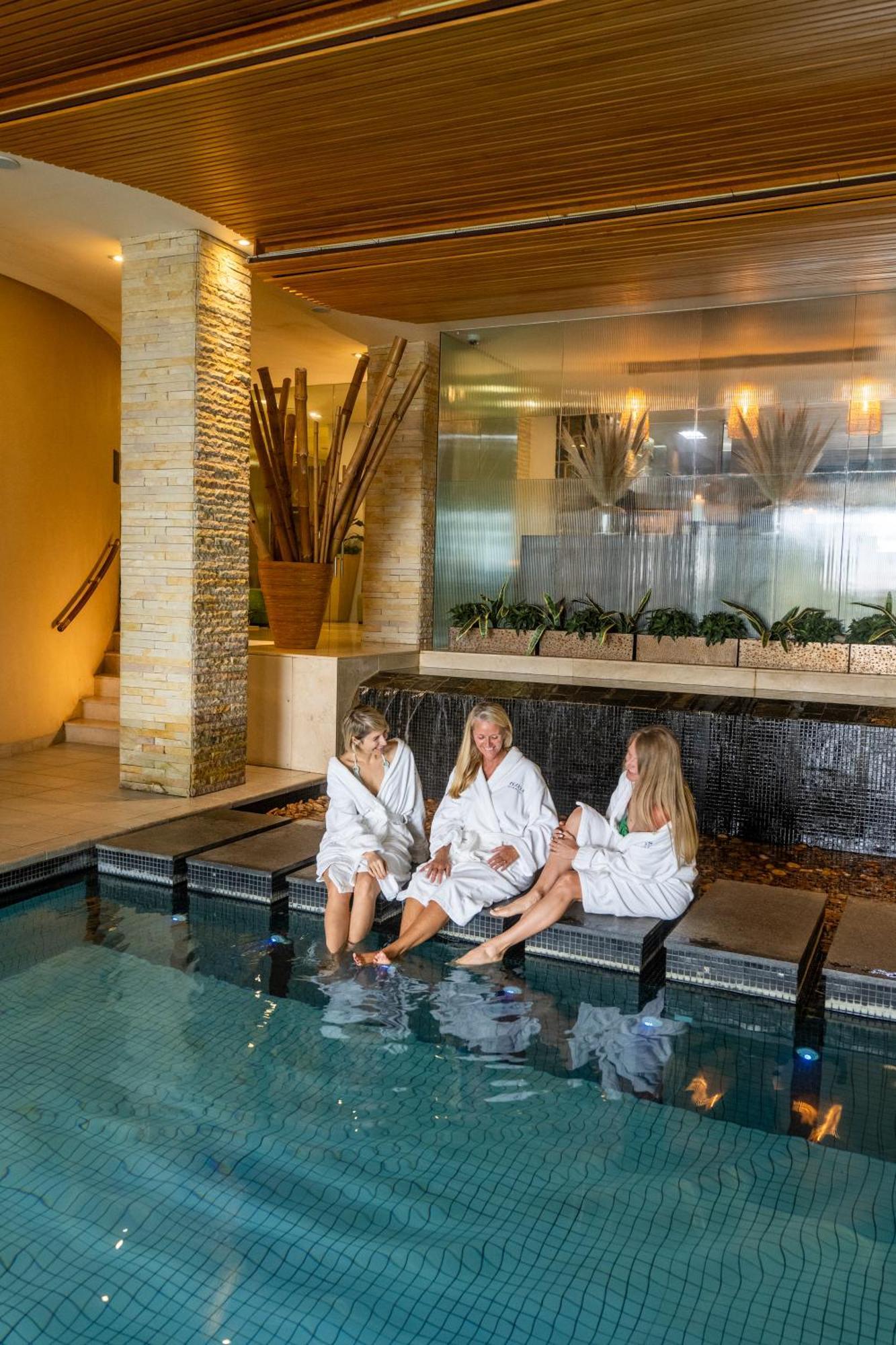 Pezula Nature Retreat Knysna Bagian luar foto The spa at the Hotel