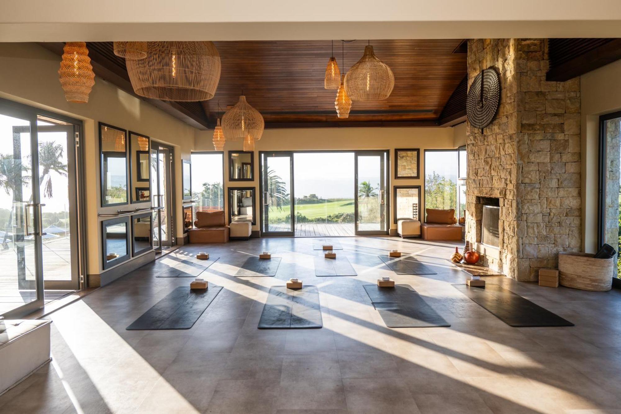 Pezula Nature Retreat Knysna Bagian luar foto The Yoga Studio at The Farm at Glenview